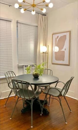 Spacious 4Br Retreat In The Heart Of Lafayette Exterior photo